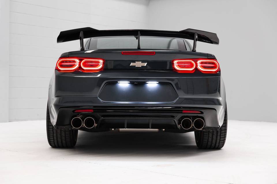 Chevrolet Camaro 2021