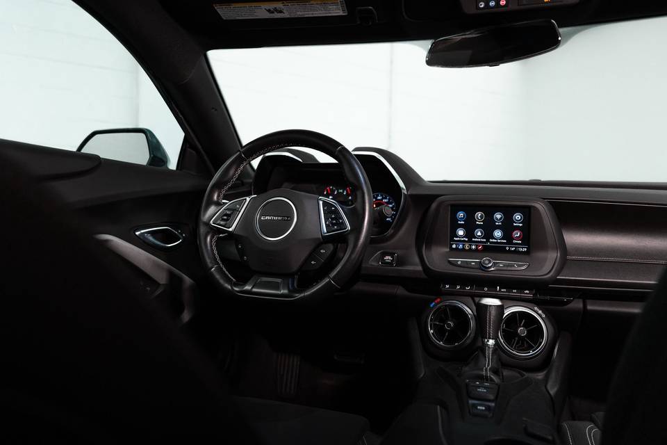 Chevrolet Camaro 2021
