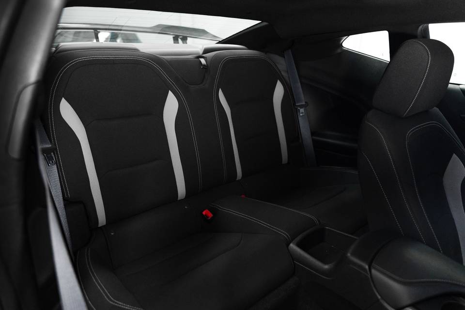 Chevrolet Camaro 2021