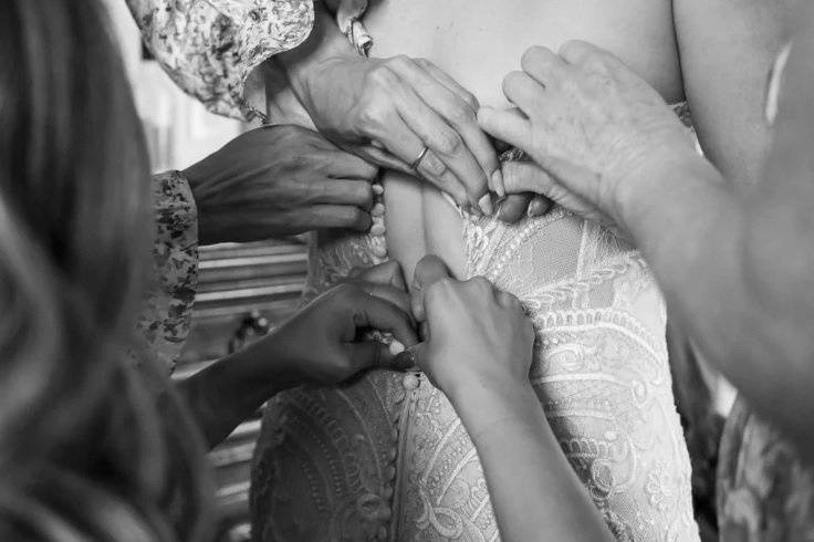 Preparação vestido noiva