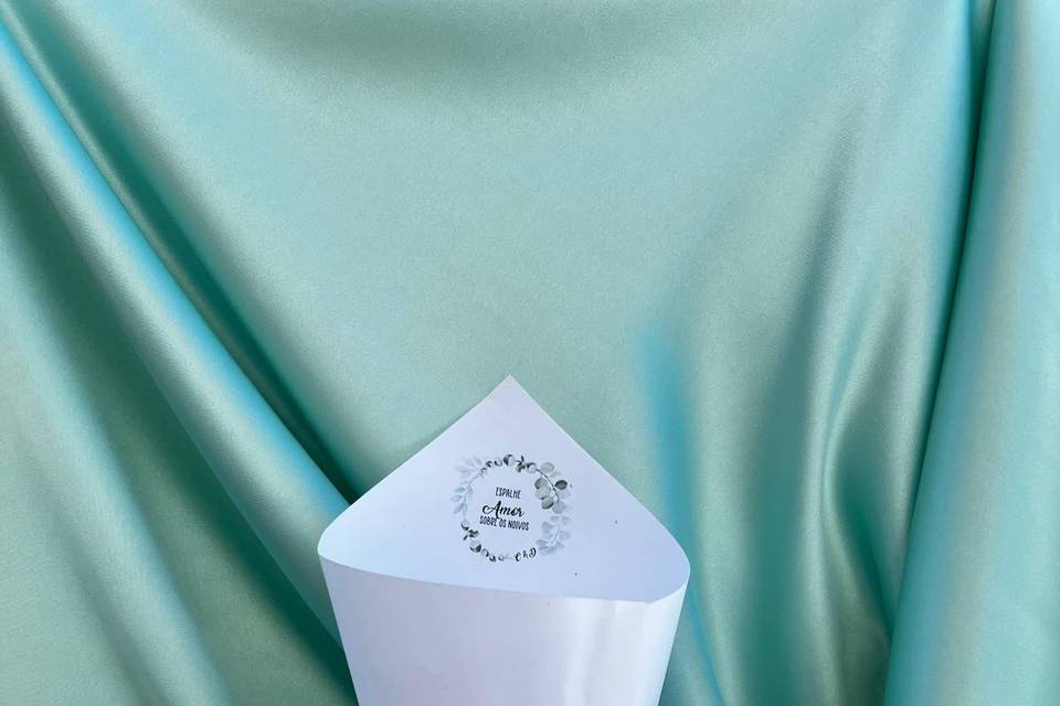 Cone para pétalas