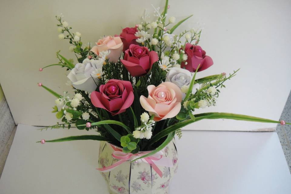Bouquet rosas papel