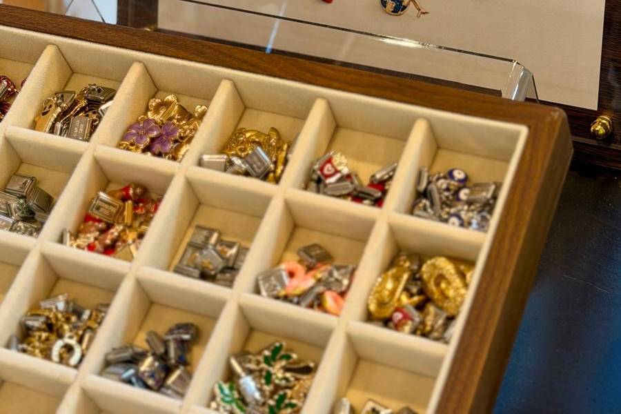 Charm Bar