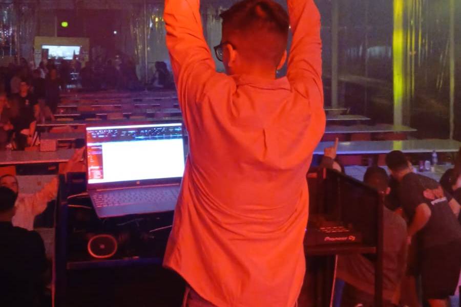 Dj limox