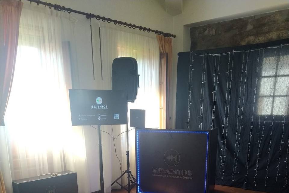 DJ e entertainer