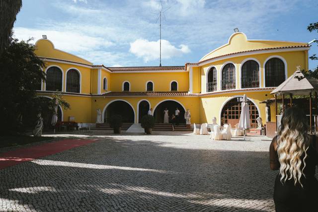 Restaurante Típico Manuela Borges