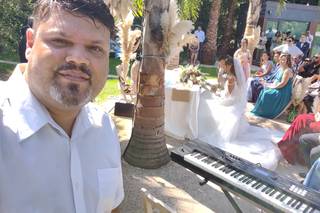 Piano Cover By Leonardo Fiaux
