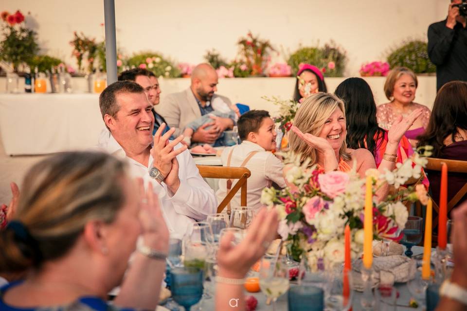 Alegria dos convidados