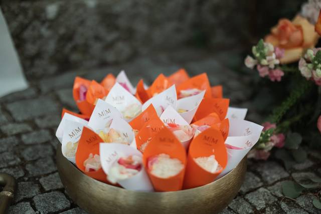Cones / spread the love