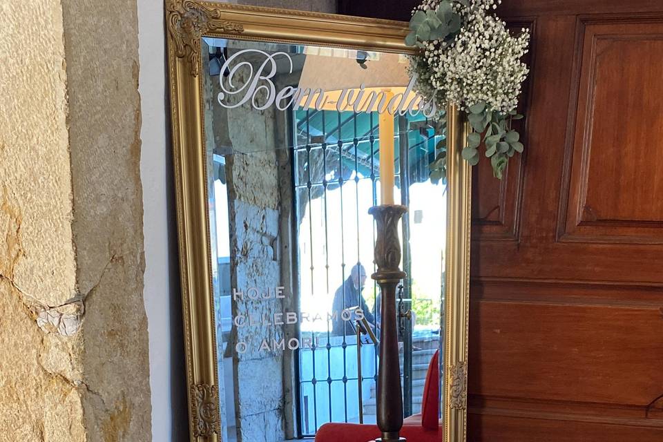 Decoração no espelho