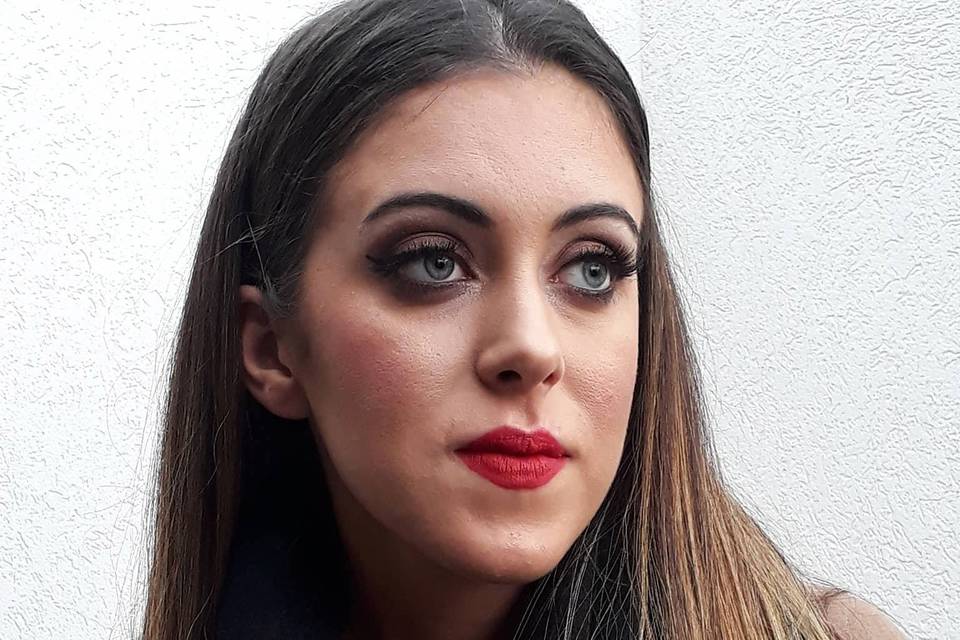 Clara Santos Makeup
