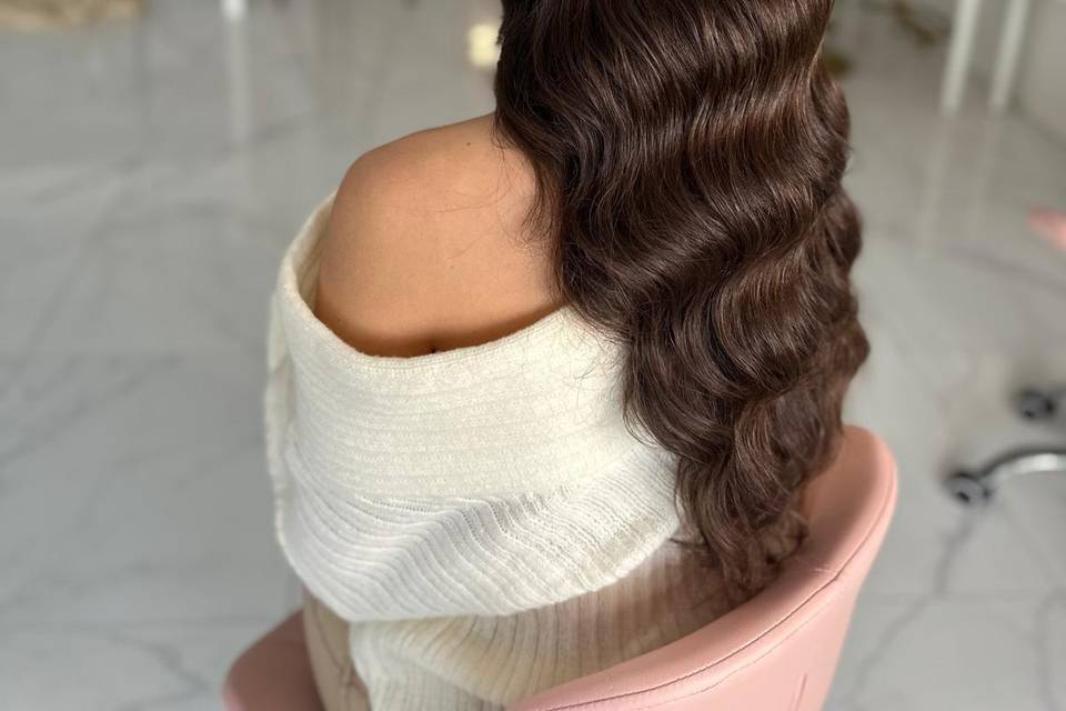 SixthSense - Makeup Artist & Hairstylist