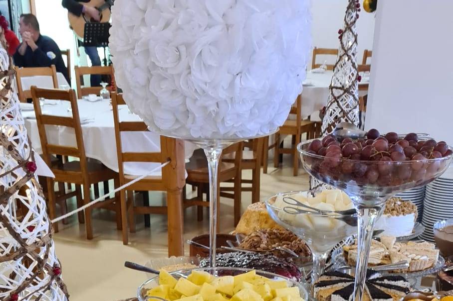 Mesa doces e frutas buffet