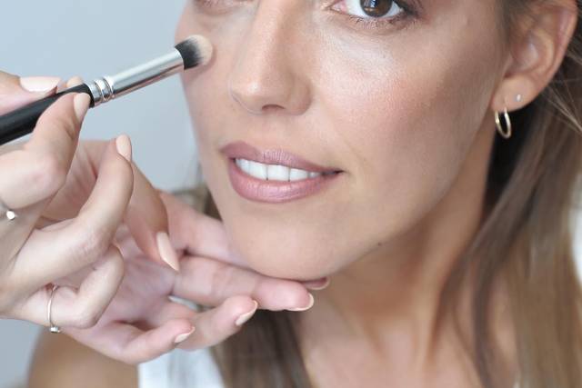 Makeup by Ema Fragoso