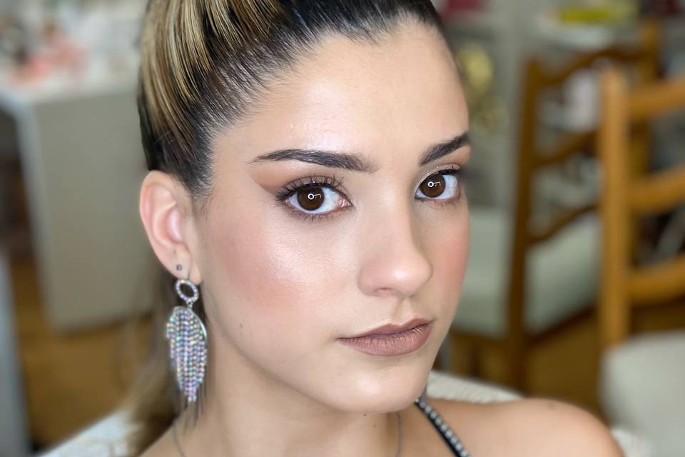 Laura Grosa Maquilhadora