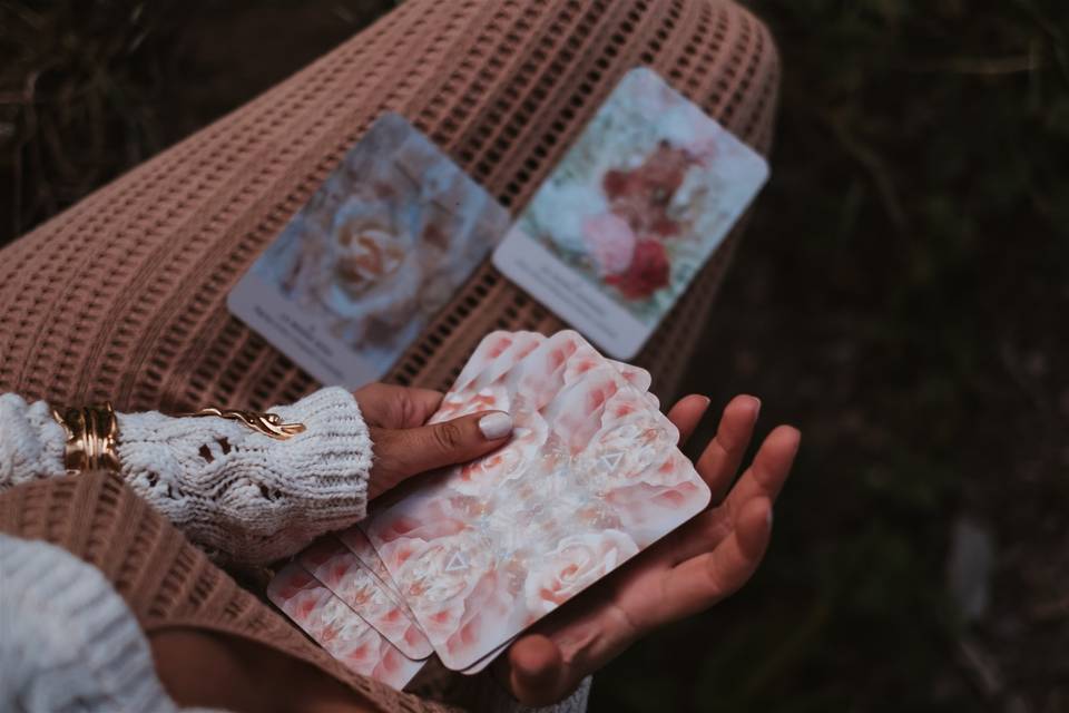 The Tarot Corner -by Ana Pernil