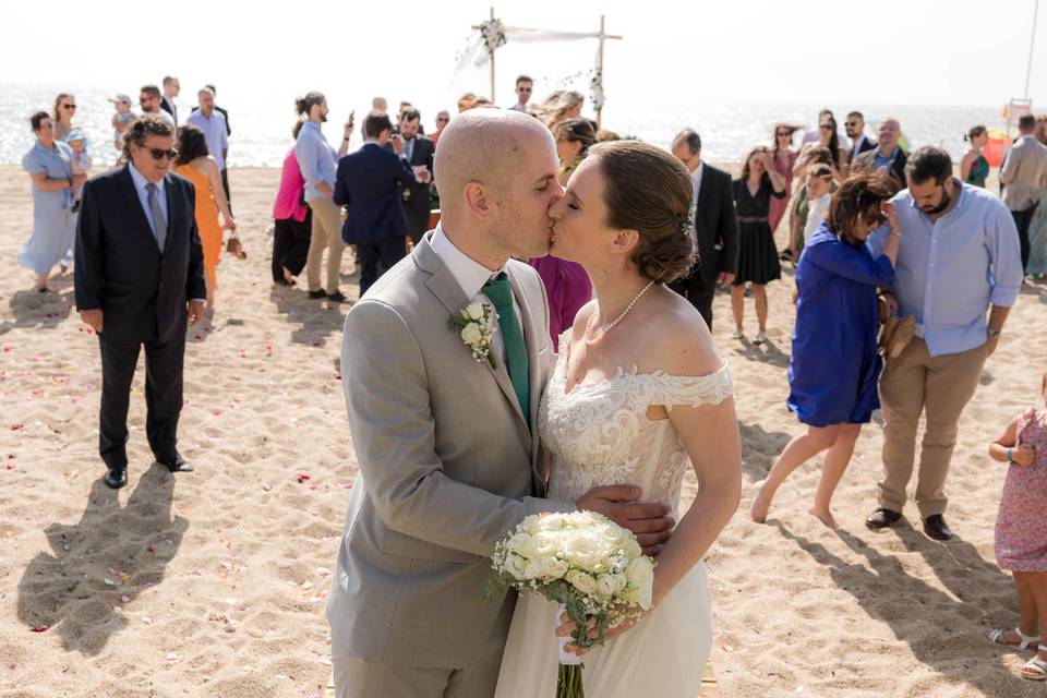 Fotógrafo de casamentos íntimo