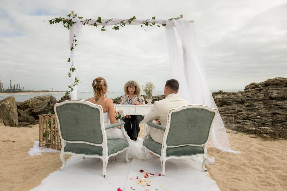 Fotógrafo de casamentos íntimo