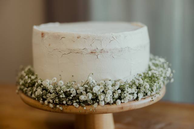 Bolo de casamento simples