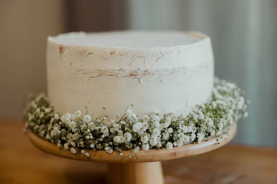 Bolo de casamento simples