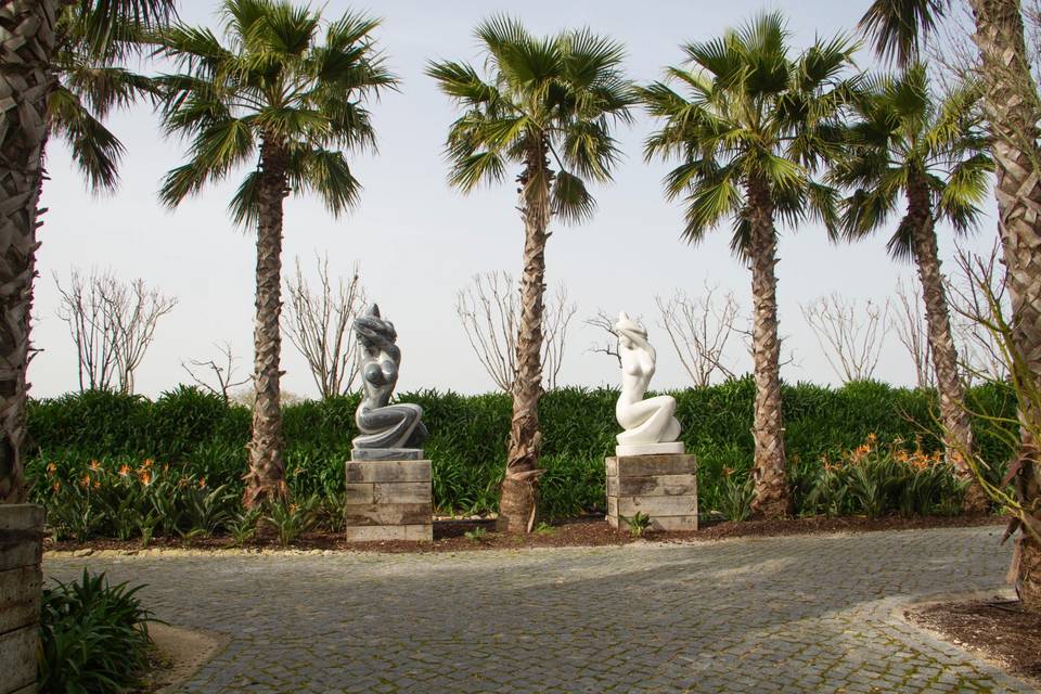 Exterior jardim estátuas