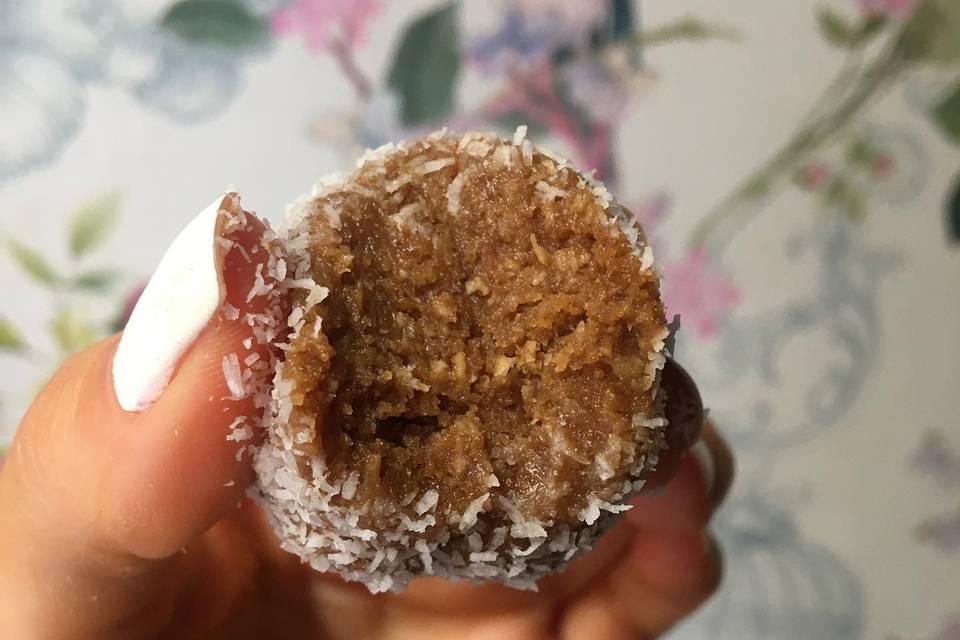 Brigadeiro caramelo e coco